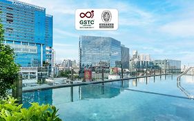 Seekers Finders Rama IV Hotel Surestay Collection By BW